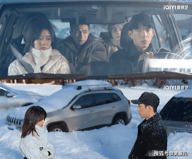 皇冠信用网登2_《他是谁》和《归路》并头开播皇冠信用网登2,一部登全网榜首,一部获2星差评