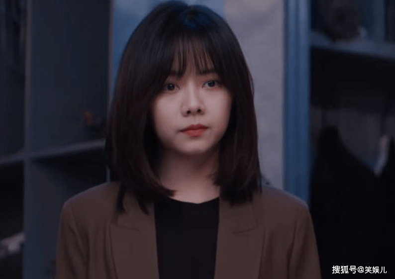 皇冠信用网登2_《他是谁》和《归路》并头开播皇冠信用网登2,一部登全网榜首,一部获2星差评