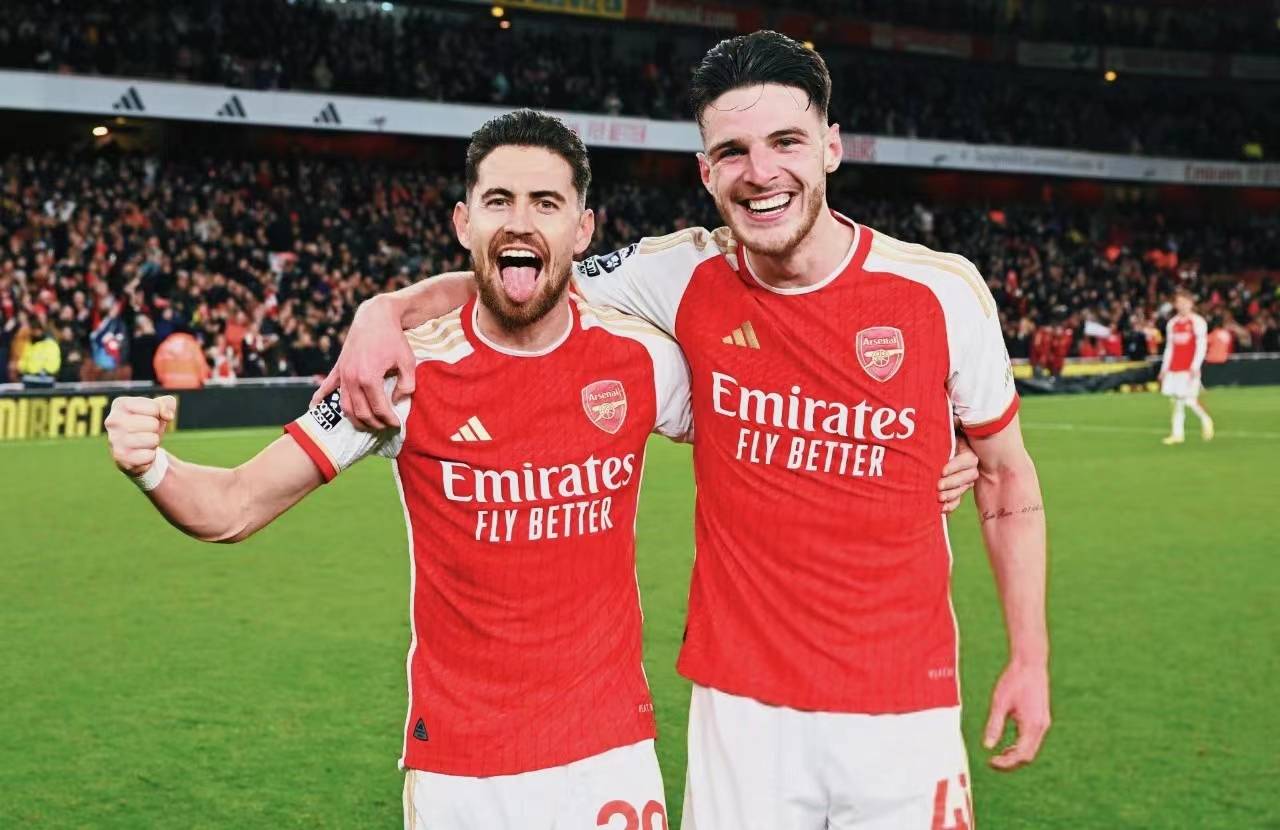 曼联VS拜仁_周六西甲英超德甲预测:加的斯VS马竞曼联VS拜仁,曼联VS埃弗顿,拜仁VS美因茨