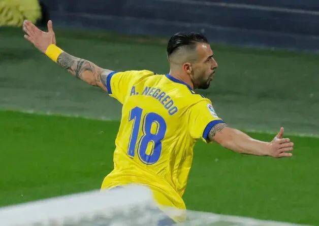 国际米兰VS皇家社会_恩波利VS博洛尼亚国际米兰VS皇家社会,皇家社会VS加的斯