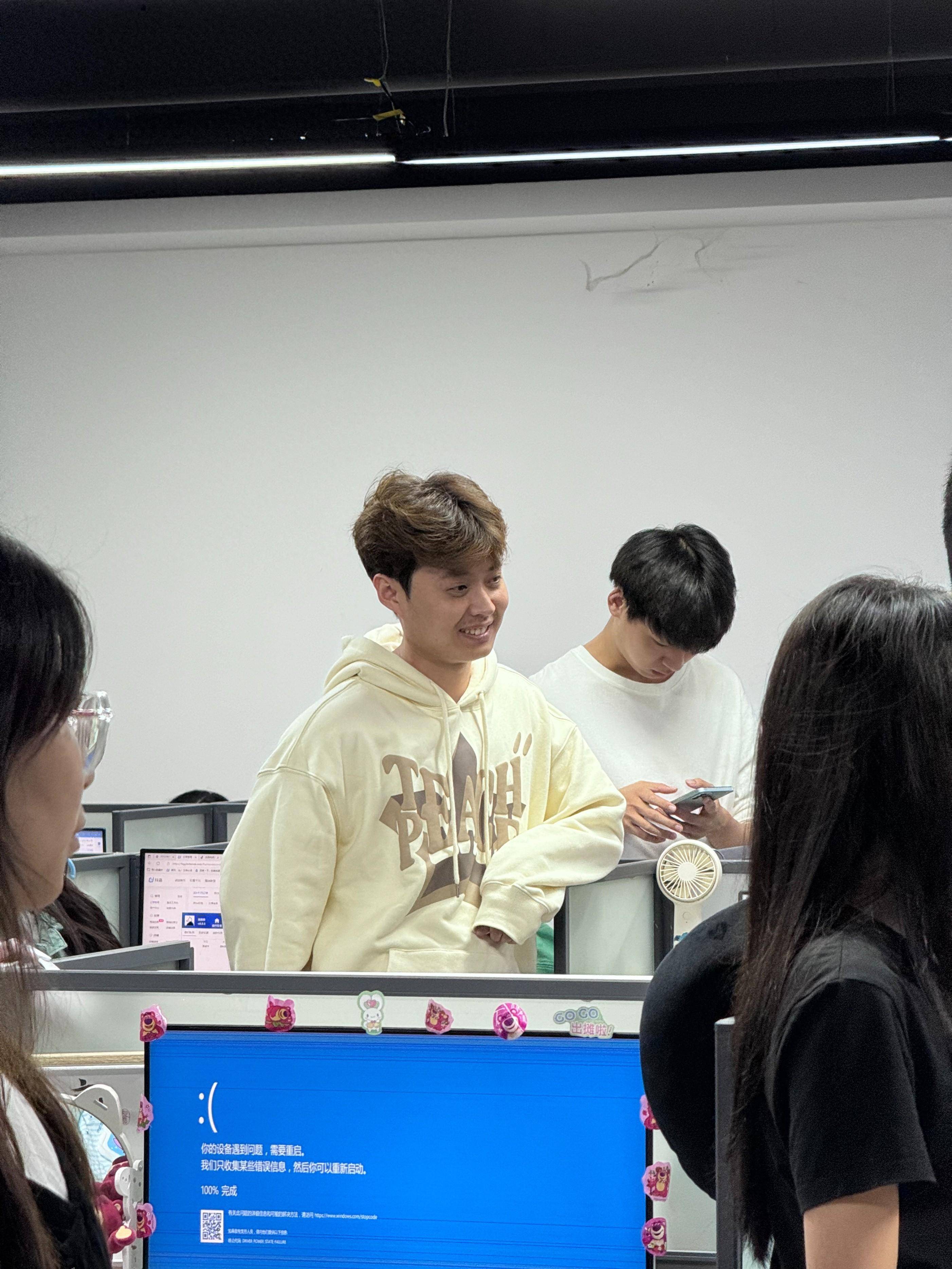 怎么开皇冠信用网_开了橱窗怎么开皇冠信用网,怎么再开抖音小店?