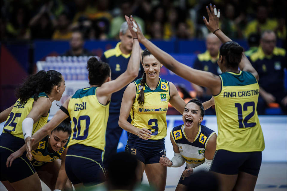 巴西甲组联赛_女排联赛综述:中国、巴西和日本皆2连胜巴西甲组联赛,加拿大横扫多米尼加