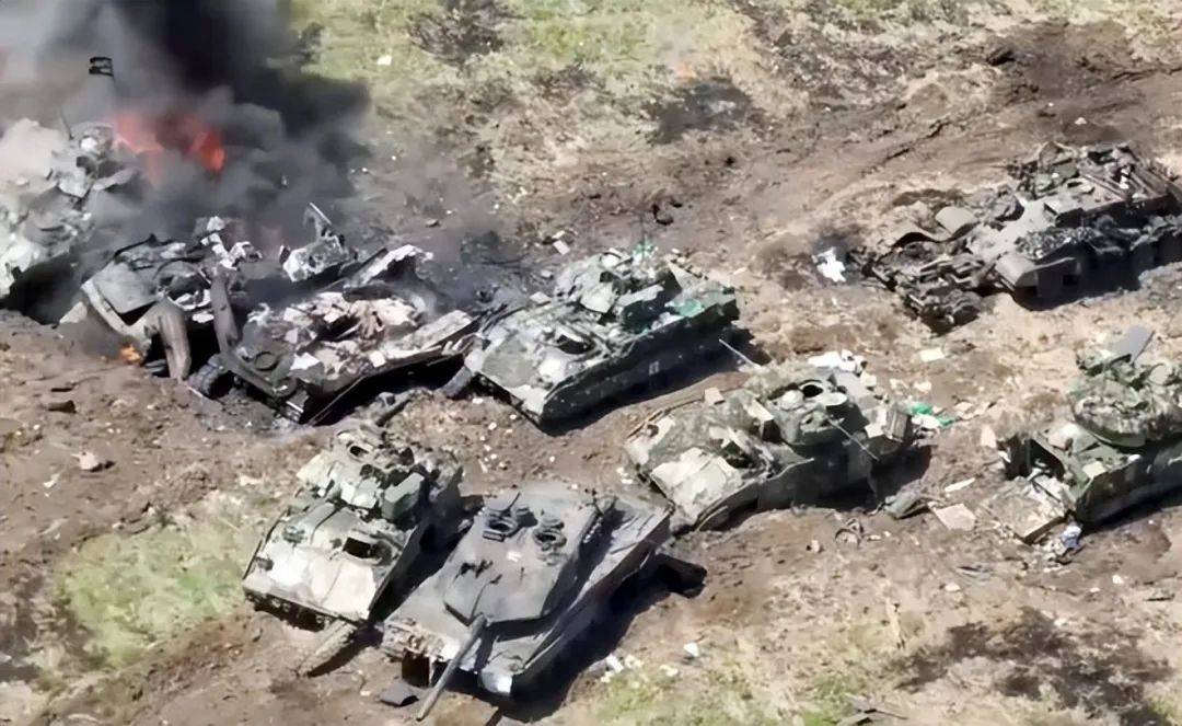 皇冠信用網正网_库尔斯克“死亡公路”!全歼美械装甲分队皇冠信用網正网,2.65万乌军被灭俄全线突破