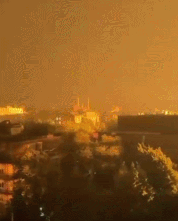 皇冠体育App下载_乌媒:俄再次发射洲际弹道导弹皇冠体育App下载!泽连斯基最新发声!乌克兰全境均发布防空警报