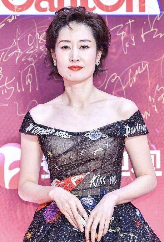 皇冠信用网会员注册_47岁刘敏涛提出离婚皇冠信用网会员注册,丈夫哈哈大笑,直言离开我,你连饭都吃不上