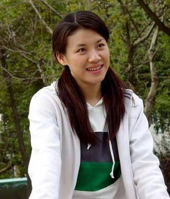 皇冠信用网会员注册_她本是阔太太皇冠信用网会员注册,被导演喊来临时救场,却意外走红,50岁片约不断