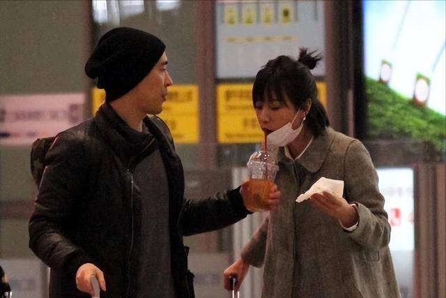 皇冠信用网登3_万万没想到皇冠信用网登3,“丁克”了半辈子的徐静蕾,如今却成了人生赢家