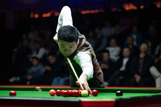 皇冠最新地址_澳门斯诺克大师邀请赛:丁俊晖不敌特鲁姆普