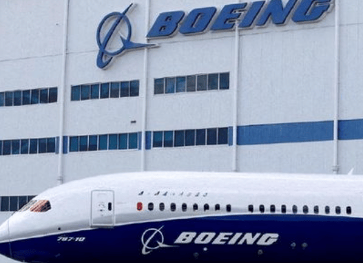 皇冠体育_美国彻底破防!中国新型战机横空出世皇冠体育,五角大楼军力报告闹笑话