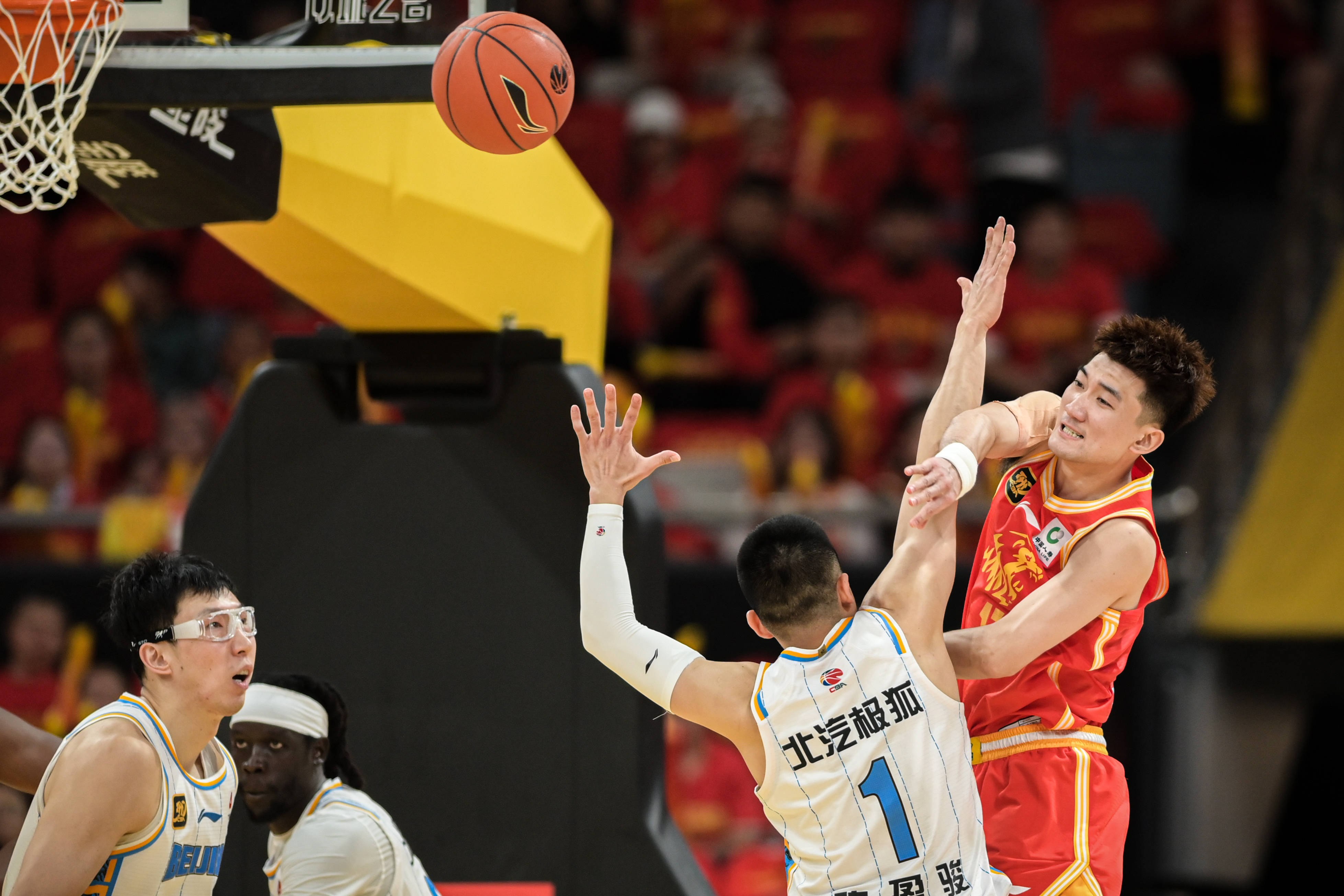 welcome皇冠注册
_总决赛-孙铭徽28分周琦13+10 广厦胜北京总分1-1