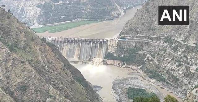 皇冠信用登2代理
_印巴停火后皇冠信用登2代理
,巴总理向中国致以最诚挚谢意,水资源危机或成新爆点