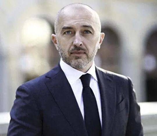 皇冠信用网在哪里开通
_乌克兰终于恍然大悟皇冠信用网在哪里开通
,泽连斯基开始悄悄掉头,最大金主已早已换人!