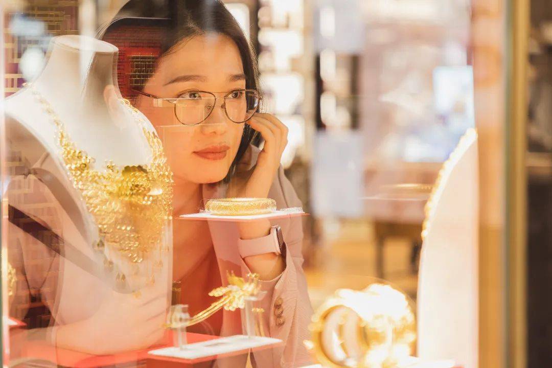 皇冠足球会员注册
_太突然!金价连续大跌,“买个手镯,半个月缩水2000多元皇冠足球会员注册
。”