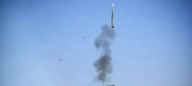 皇冠皇冠足球平台
_巴五大基地凌晨被炸皇冠皇冠足球平台
,红旗导弹拦截失败!印度背后有高人指点?