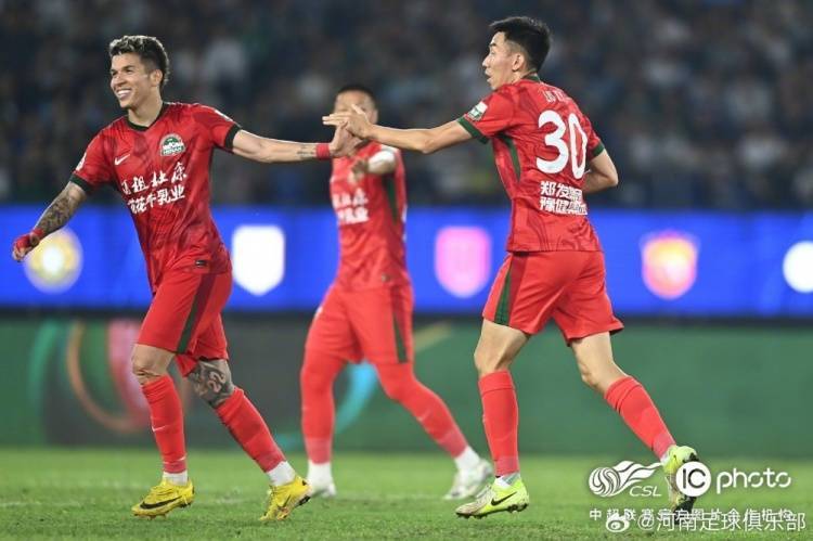 皇冠皇冠信用网开户
_河南俱乐部酒祖杜康2-2浙江俱乐部绿城 卡多索传射、刘鑫瑜绝平