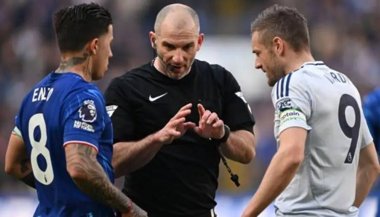 皇冠信用盘出租足球
_BBC:下赛季开始英超将引入新规皇冠信用盘出租足球
,比赛中只有队长被允许接近裁判