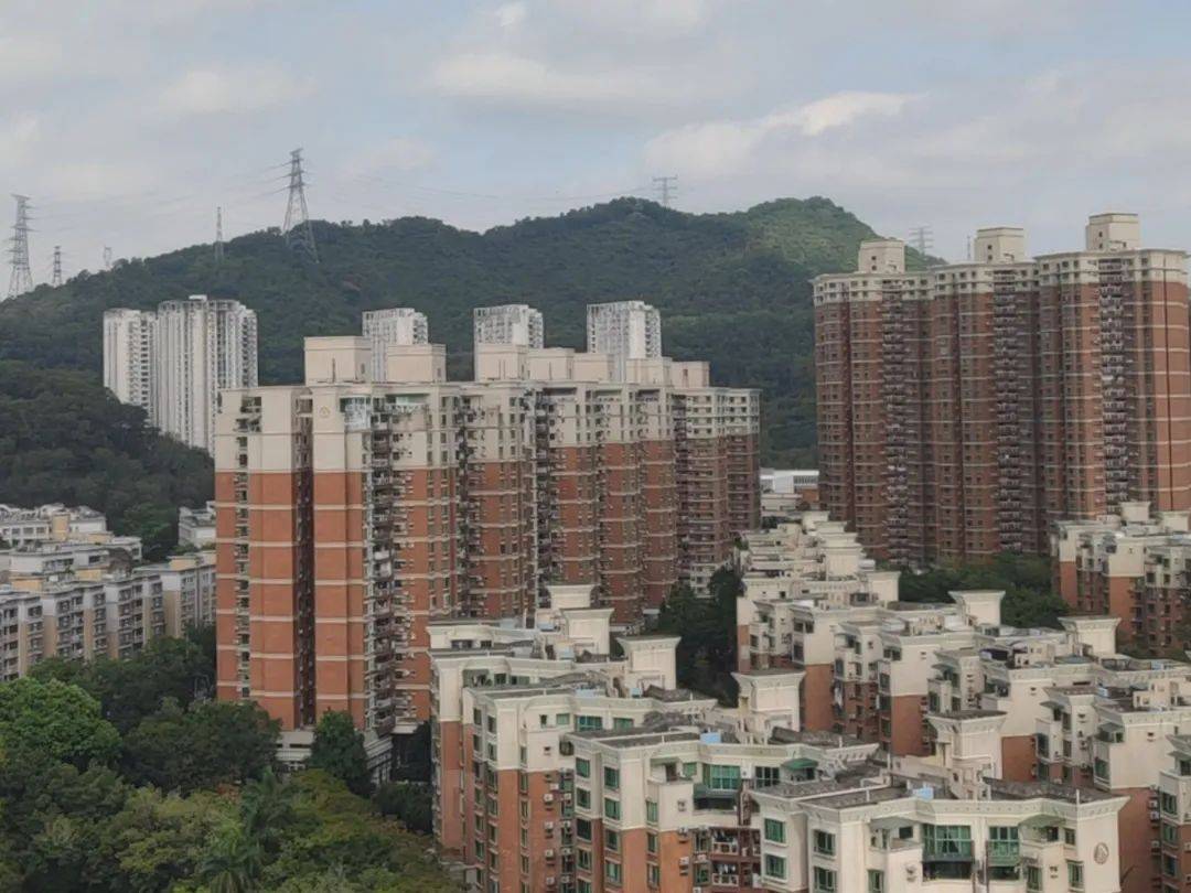 皇冠皇冠平台
_“一小时飞过8架”“感觉屋在抖”!深圳有小区遭遇皇冠皇冠平台
,市民:睡不着