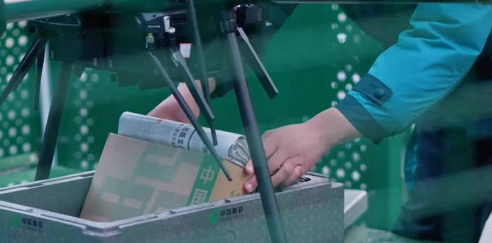 皇冠信用网庄家
_【理响中国·春江水暖鸭先知】一架“无人机”飞出低空新天地