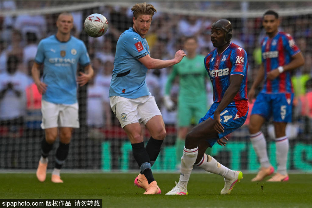 信用平台出租
_瓜帅掀桌!“再塞人我就走!”曼城阵容危机信用平台出租
,丁丁今夏必走?英超要变天!