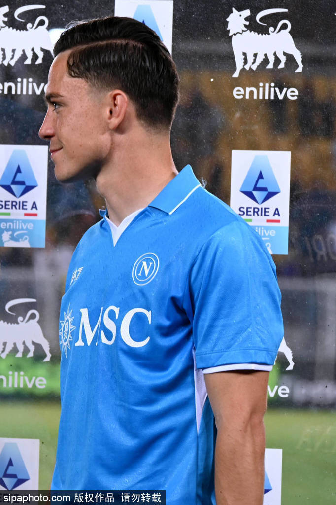 正网皇冠信用盘
_国米哭晕！孔蒂铁血那不勒斯笑傲意甲正网皇冠信用盘
，三年两冠谁与争锋？