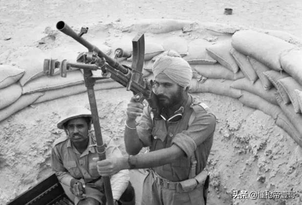 皇冠信用网代理
_印度锡克兵配发专用头盔皇冠信用网代理
,网友:脑袋顶了个窝窝头?|轻武专栏