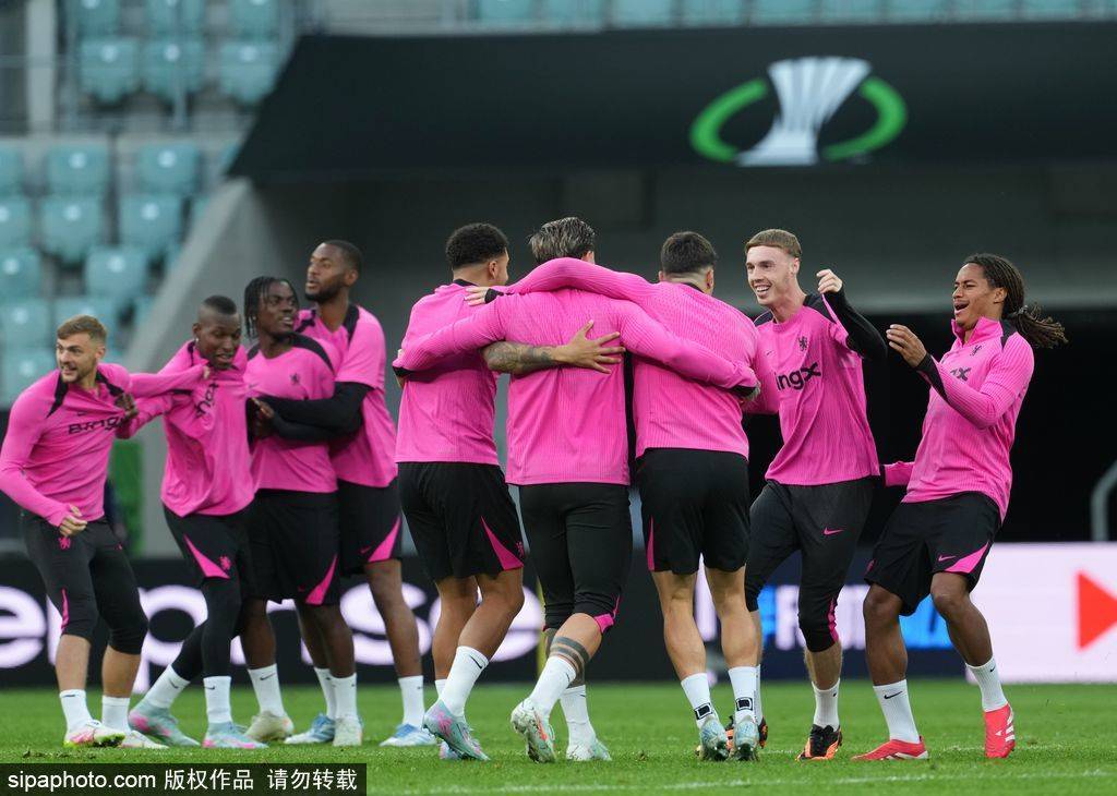 皇冠信用盘在线开户
_观战台:巴黎火拼国米争欧冠冠军 切尔西冲击欧战全满贯