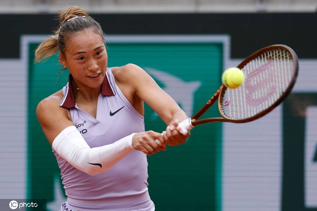 皇冠信用网登2代理
_法网:郑钦文直落两盘胜阿朗戈 第八次进大满贯32强