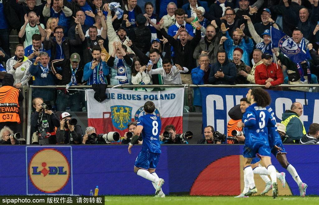 皇冠信用网申请
_欧战全满贯皇冠信用网申请
!欧协-桑乔建功帕尔默2助 切尔西4-1贝蒂斯夺冠