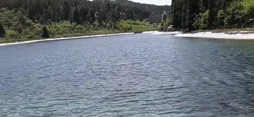 皇冠信用網怎么开户
_重庆武陵山天池底部为304不锈钢皇冠信用網怎么开户
?景区回应:无奈之举