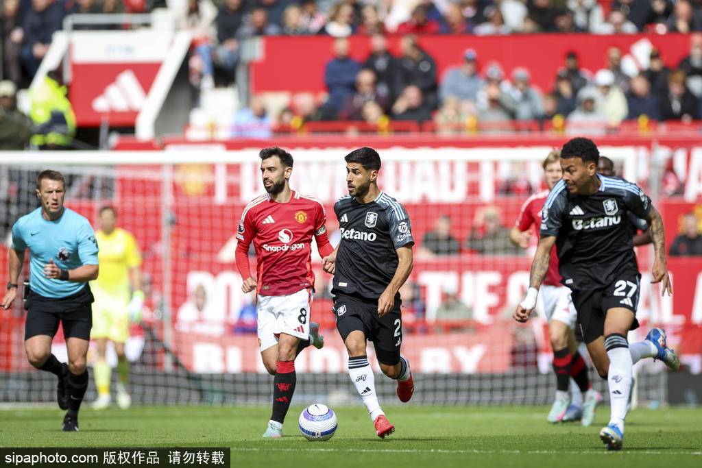 皇冠信用网开户
_转会风云再起!奥斯梅恩4000万联姻曼联?皇马惊天操作皇冠信用网开户
,加纳乔成香饽饽!