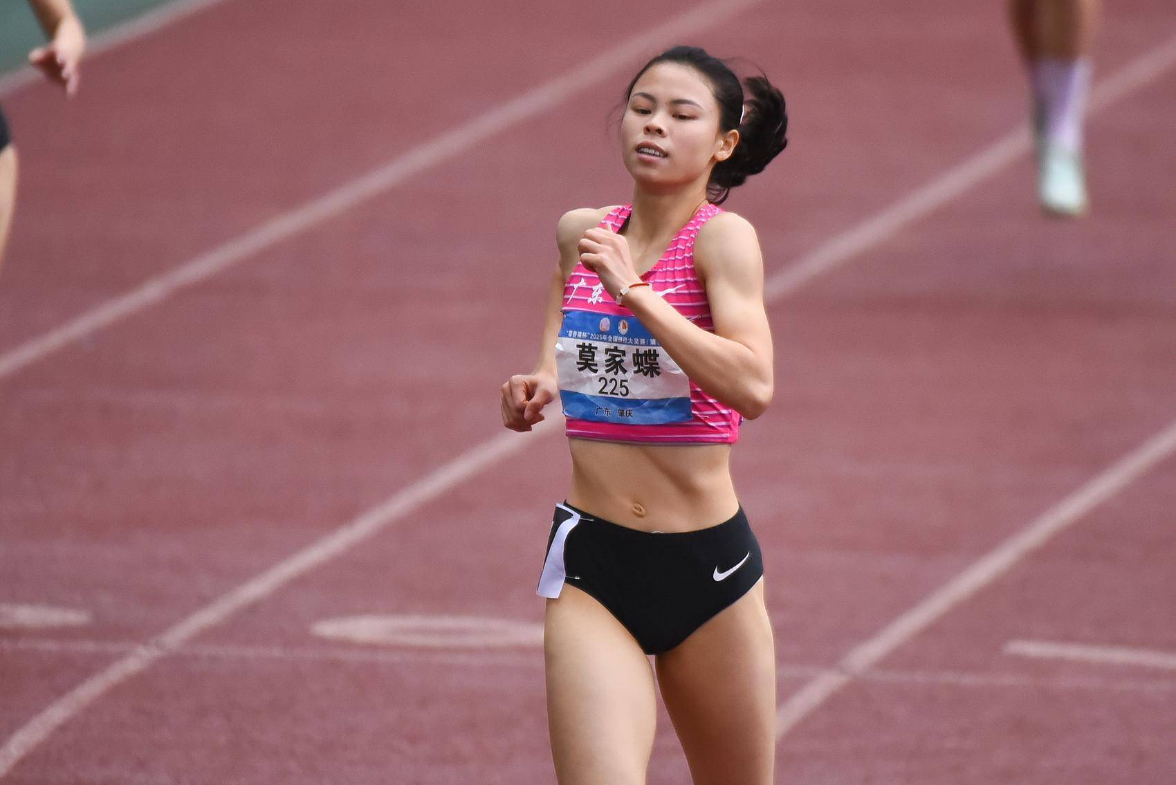 皇冠信用盘怎么开通
_0.01秒险胜!广东名将莫家蝶加冕亚洲冠军皇冠信用盘怎么开通
,陈妤颉再破少年纪录