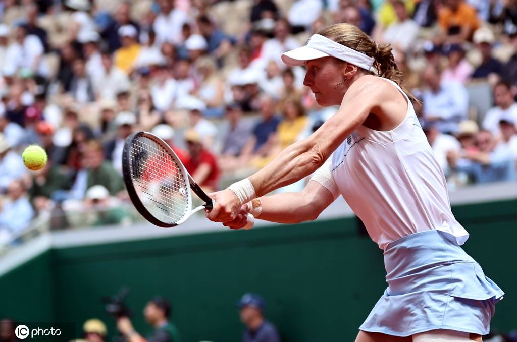 皇冠信用網怎么申请
_法网-郑钦文鏖战2-1萨姆索诺娃 首进八强刷新最佳战绩