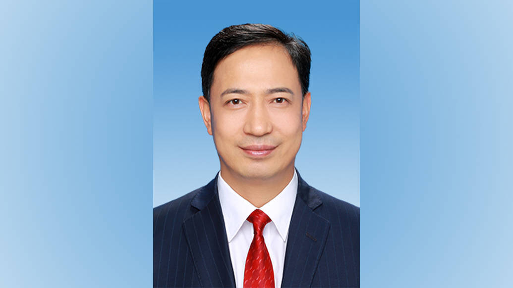 皇冠信用網
_“70后”卢东亮获任山西省代省长