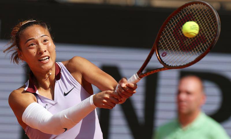 皇冠信用网代理
_憾失抢七皇冠信用网代理
!法网:郑钦文0-2萨巴伦卡无缘四强 仍创最佳战绩