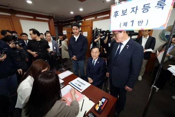 皇冠信用登2代理
_压倒性优势!李在明皇冠信用登2代理
,将赢得大选