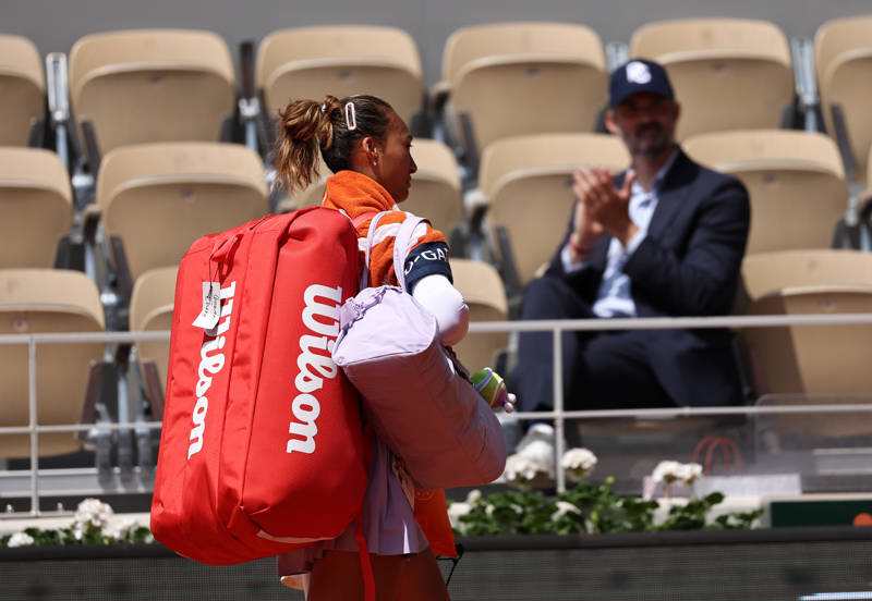 皇冠信用盘代理流程
_法网︱不敌萨巴伦卡后泪洒发布会皇冠信用盘代理流程
,郑钦文坦言需要时间消化这场失利