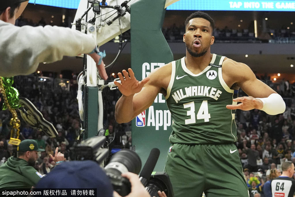 皇冠信用网足球代理
_为了字母哥皇冠信用网足球代理
!曝尼克斯准备提出“海啸式”报价