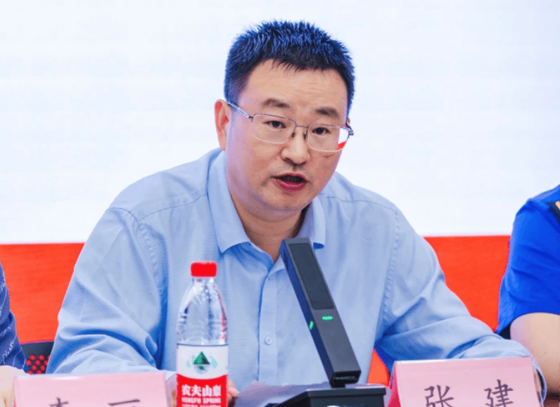 皇冠信用網代理出租
_张建皇冠信用網代理出租
,简历已撤下