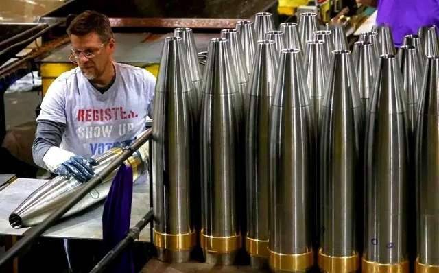 皇冠信用登1
_看了一眼军火库皇冠信用登1
,特朗普心虚了!转头紧急下令,全速造武器