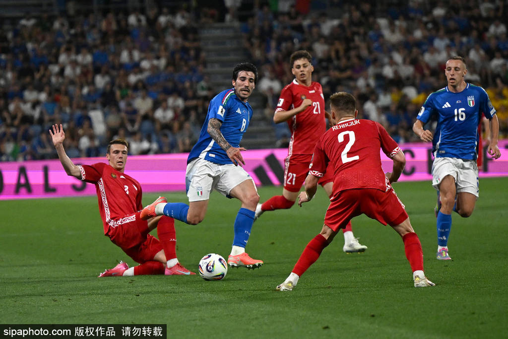 皇冠信用網登1
_斯帕莱蒂告别战皇冠信用網登1
!世预赛-坎比亚索建功 意大利2-0取首胜