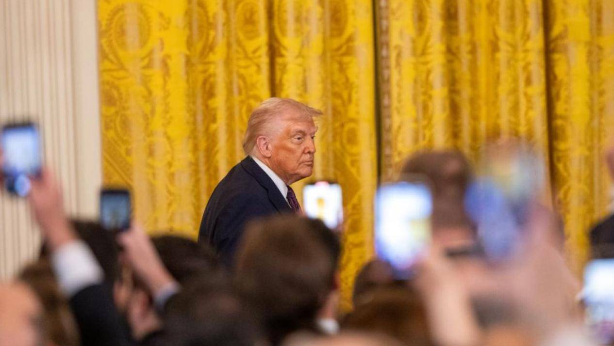 皇冠信用網代理
_特朗普通告全球皇冠信用網代理
,48小时内,要各国“交卷”?还威胁中国关闭市场