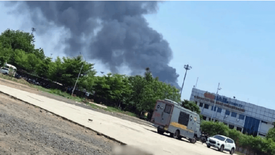 皇冠信用网出租足球
_唐驳虎:印度波音787坠毁皇冠信用网出租足球
,可能是副驾犯的低级错误