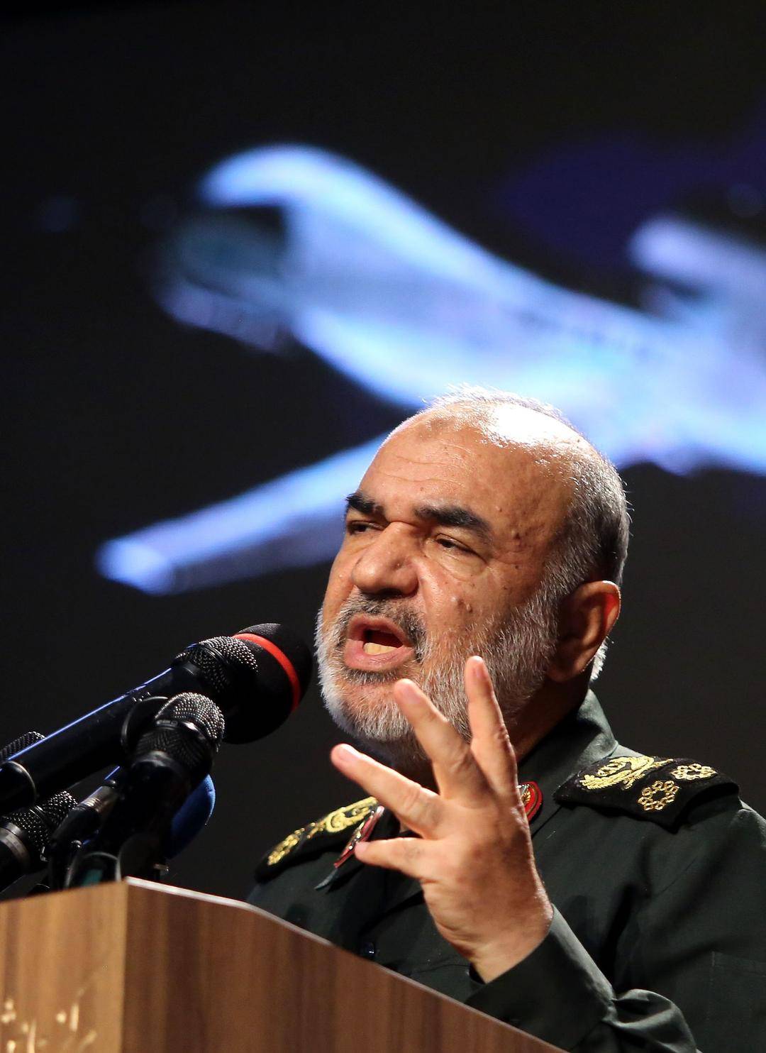 皇冠信用网登123出租
_伊朗伊斯兰革命卫队总司令萨拉米:心理战大师皇冠信用网登123出租
,其服役部队曾被CIA评为“无情”