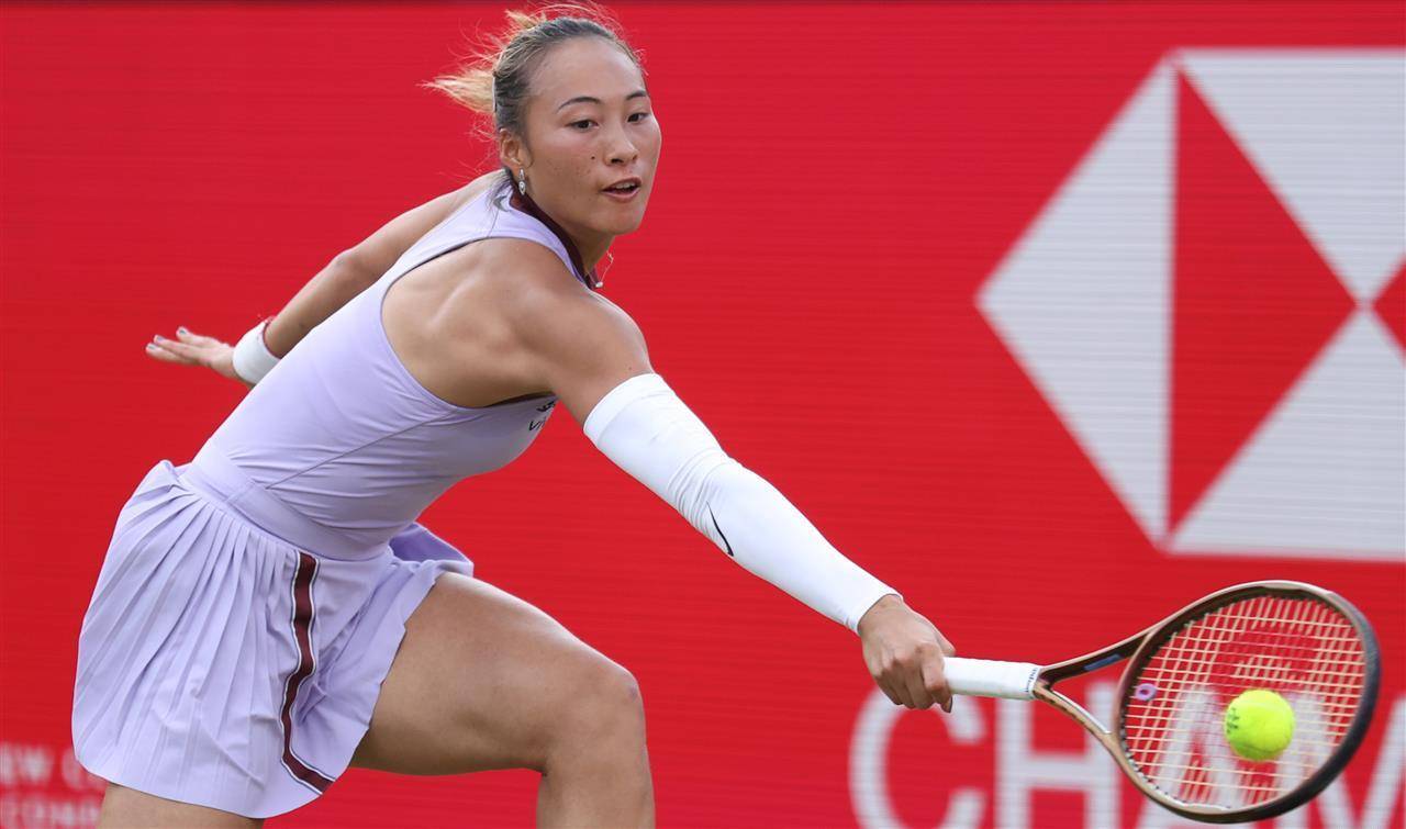 皇冠信用登2代理
_喜讯皇冠信用登2代理
!郑钦文淘汰前美网冠军首进草地赛四强!即时排名升至世界第四