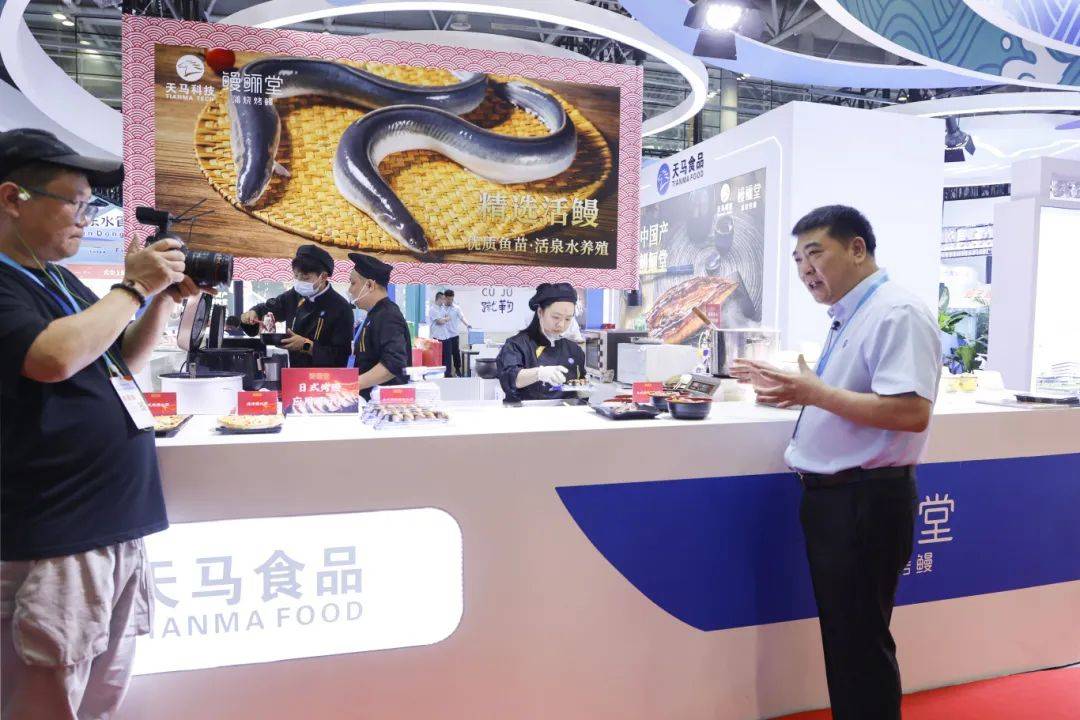 皇冠信用盘怎么开户
_福建省委副书记、福州市委书记郭宁宁等领导亲临渔博会天马科技展位视察指导皇冠信用盘怎么开户
!