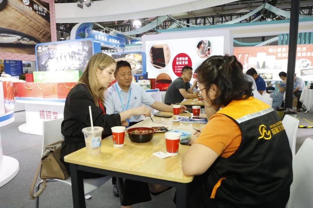 皇冠信用盘怎么开户
_福建省委副书记、福州市委书记郭宁宁等领导亲临渔博会天马科技展位视察指导皇冠信用盘怎么开户
!