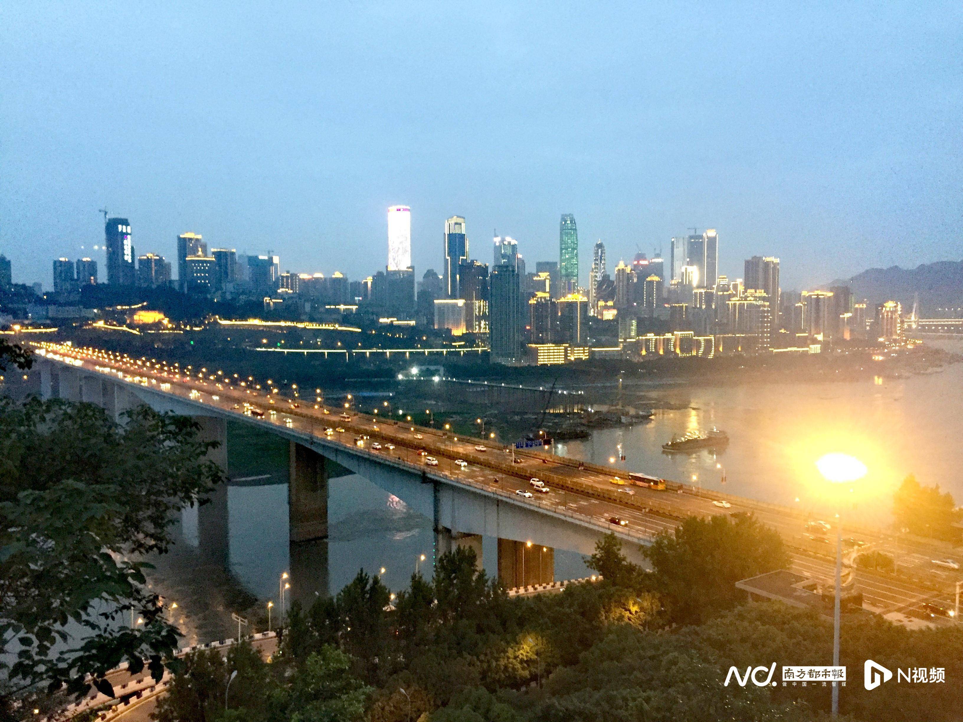 皇冠信用网登2代理
_解码中国经济第四城:重庆主城区十年卖房面积相当于5个澳门