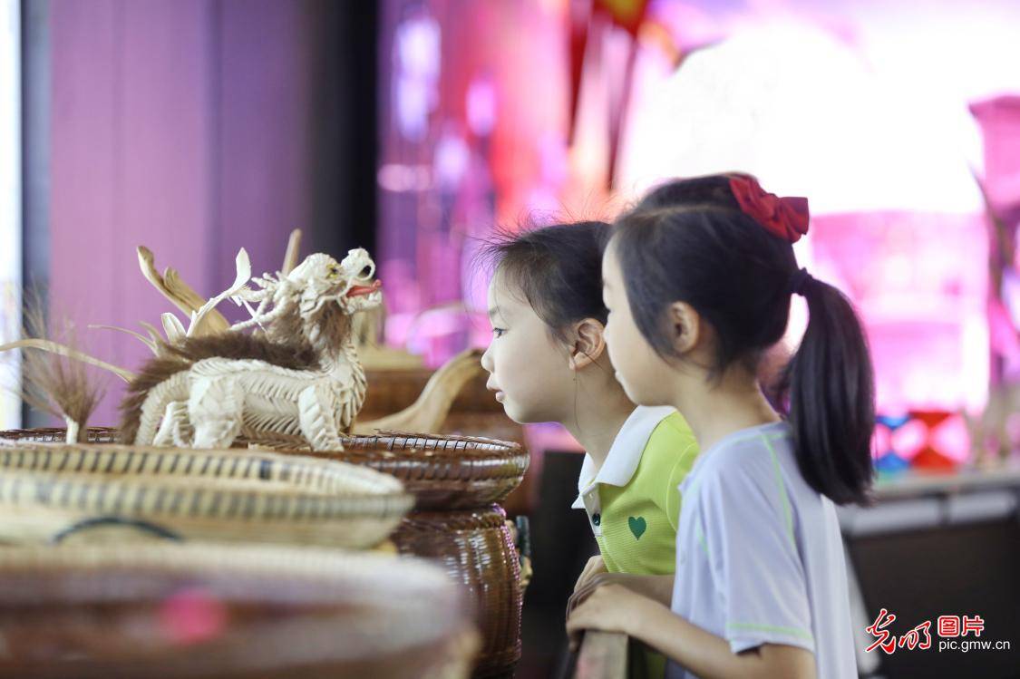 皇冠信用網注册网址
_【文化和自然遗产日】非遗薪火代代传 匠心接力续华章