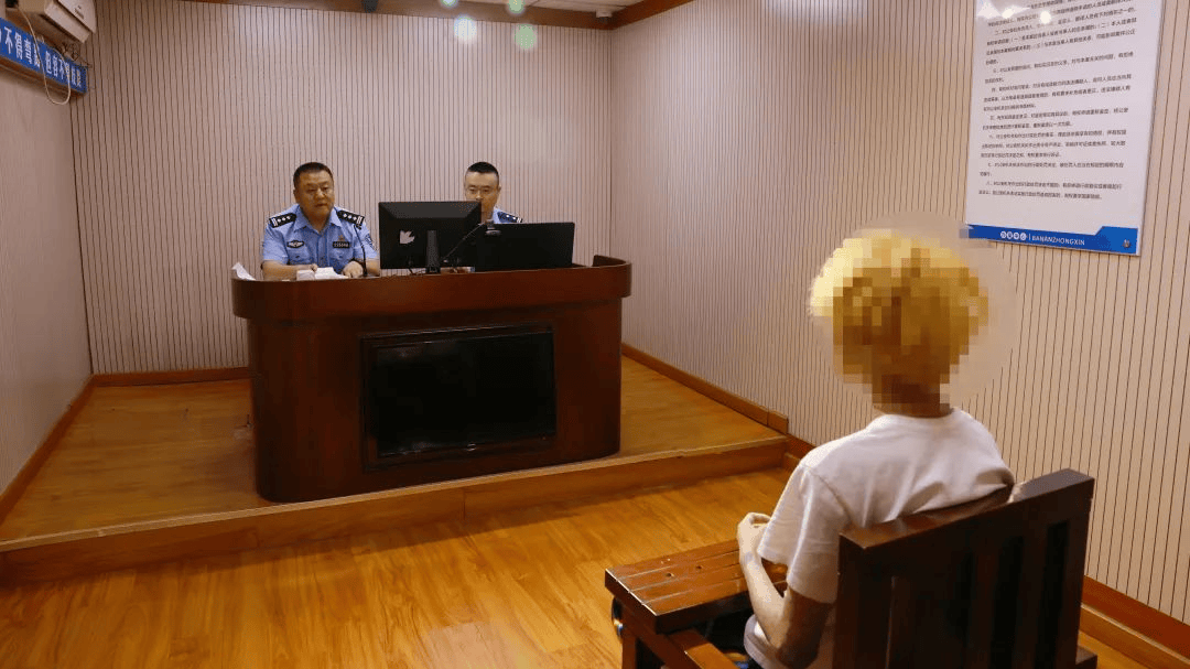 皇冠信用网在线申请_加油站内砸车打人皇冠信用网在线申请,23名嫌疑人被临沂警方抓获