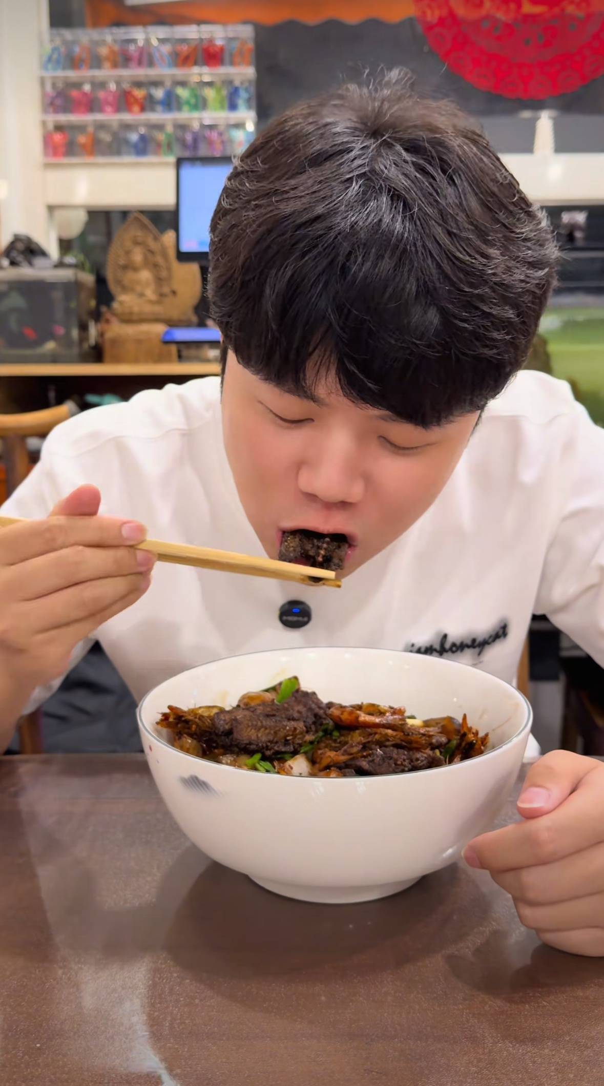 世界球会冠军杯2025_杭州一面馆558元一碗面引争议世界球会冠军杯2025,店主:探店视频有剧本,明码标价每天卖很多份